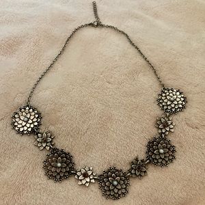 Floral choker necklace